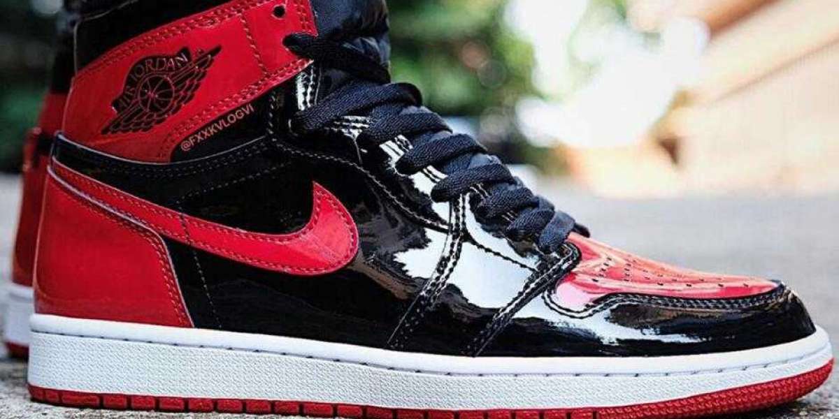 Stylish Air Jordan 1 Patent Bred Will drop On October 23rd