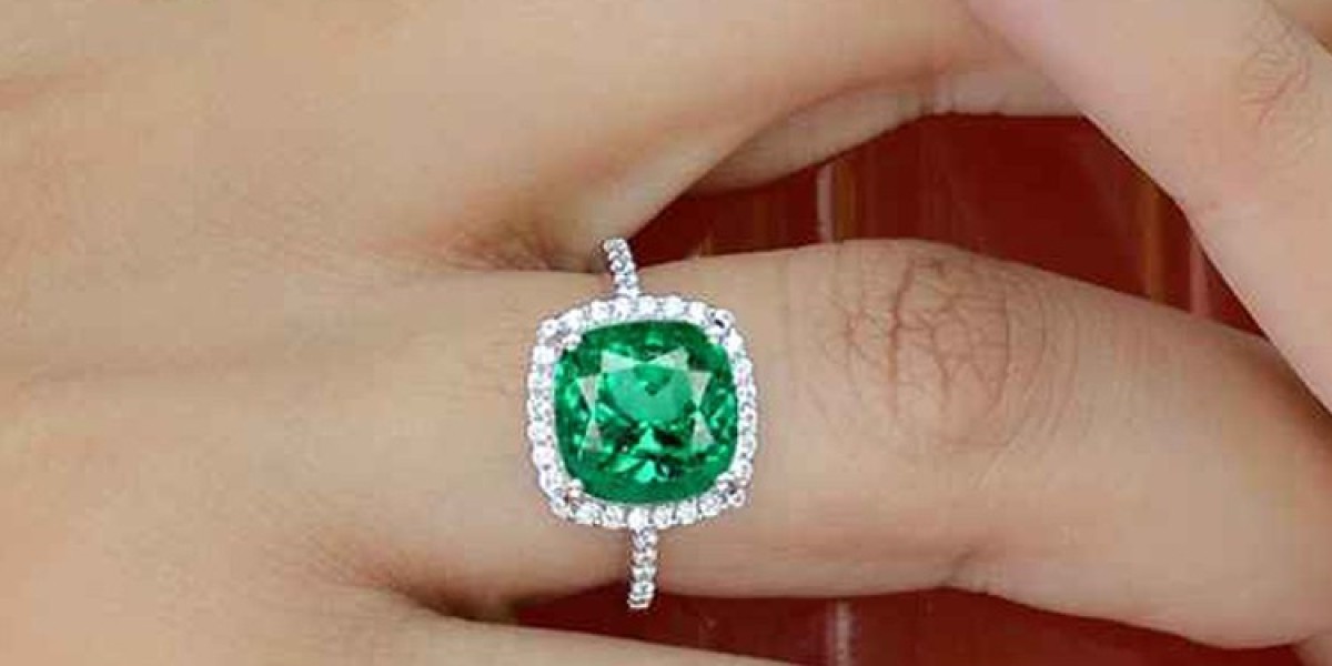 Emerald Stone: The Green Gem of Legends and Healing