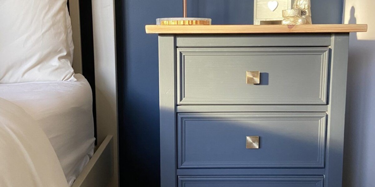 Sleek and Space-Saving Bedside Drawer Ideas for Small Rooms