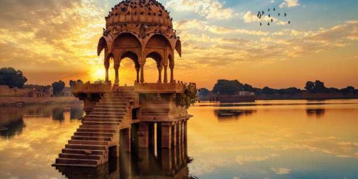 The Ultimate Guide to Choosing the Right Rajasthan Tours Package