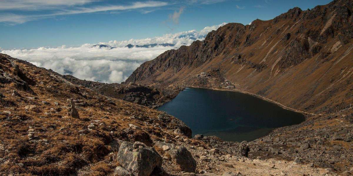 Langtang Valley and Gosainkunda Trek