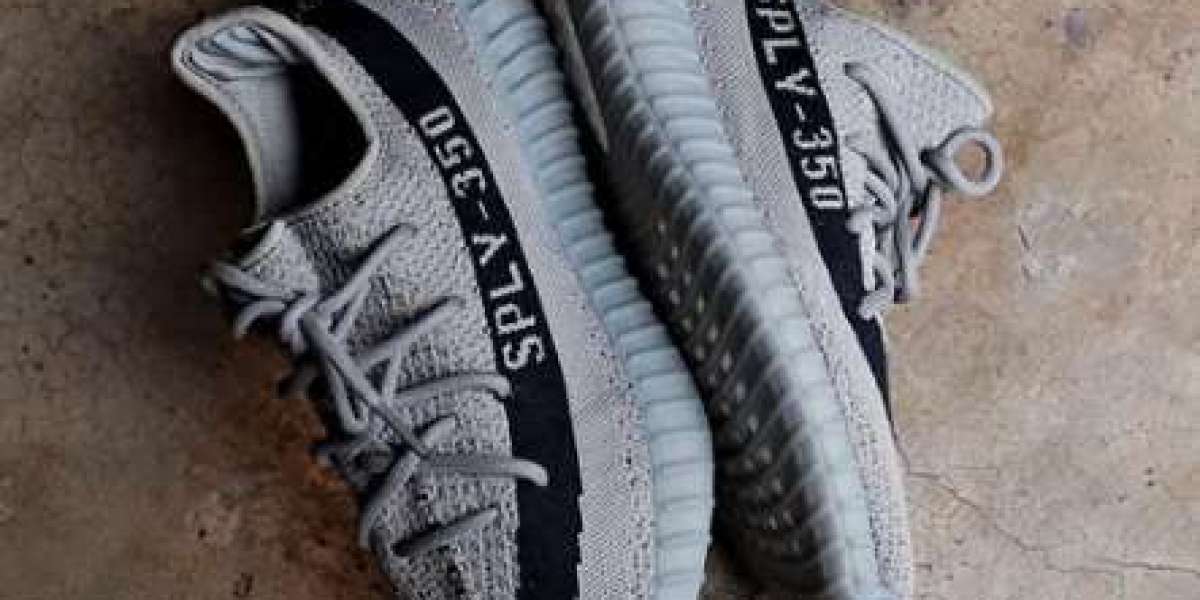 新しいYEEZY 350 V2 Graniteは2023年にリリースされる！