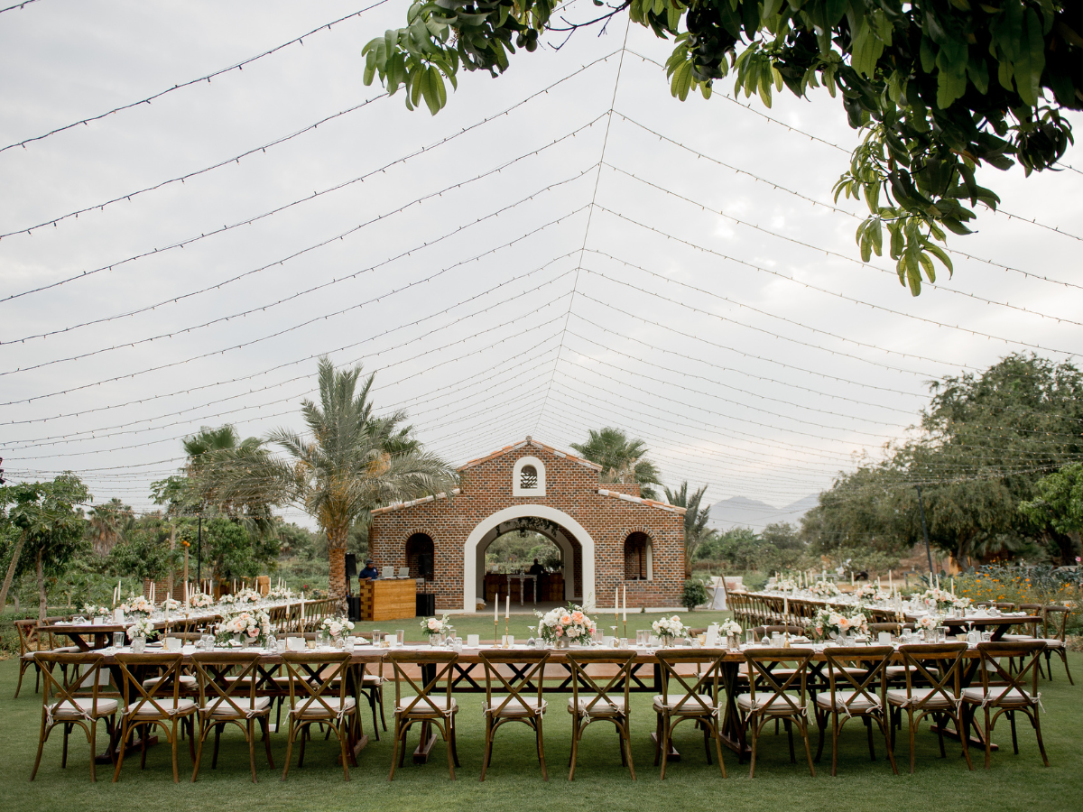 Indoor vs. Outdoor Reception Venues– Making the Right Decision