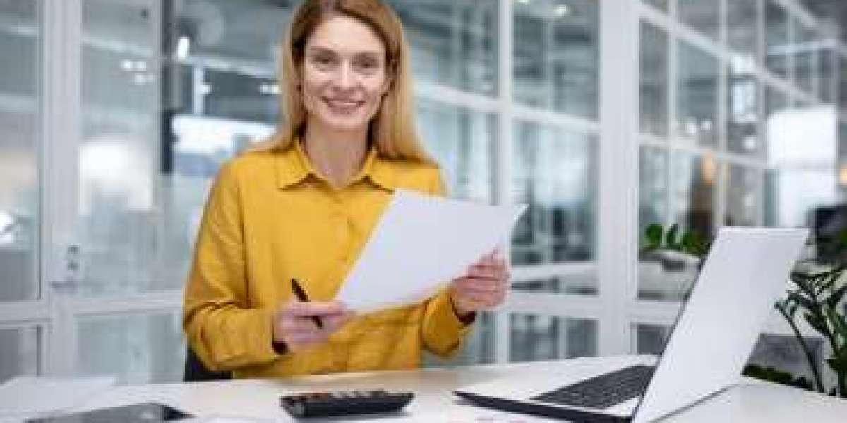 The Benefits of Using a Secretarial Service for Data Entry and Document Preparation