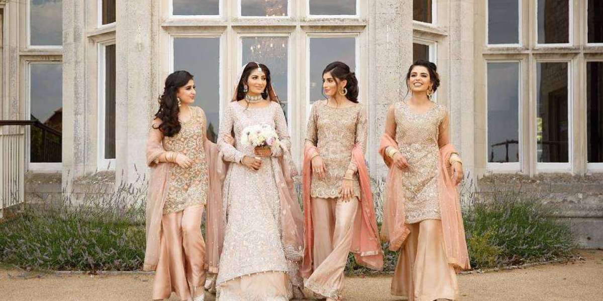 The Ultimate Bridal Lehenga Shopping Guide