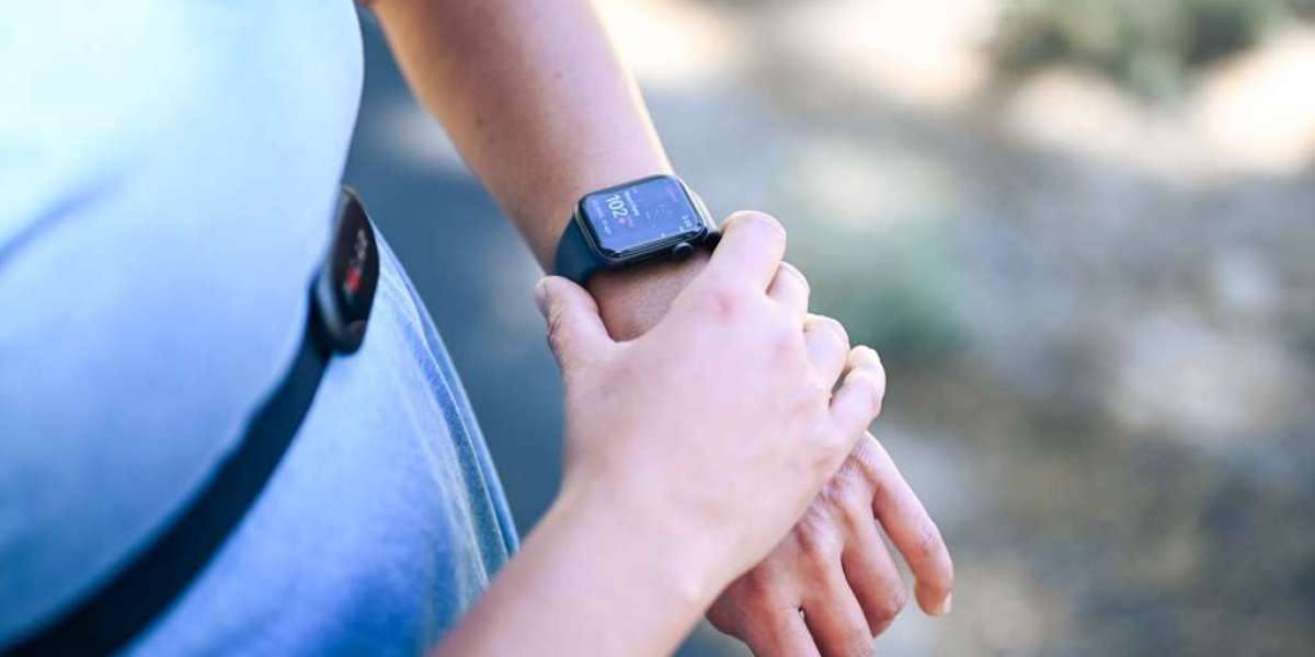 Fitness Trackers in Smartwatches: A Comprehensive Guide