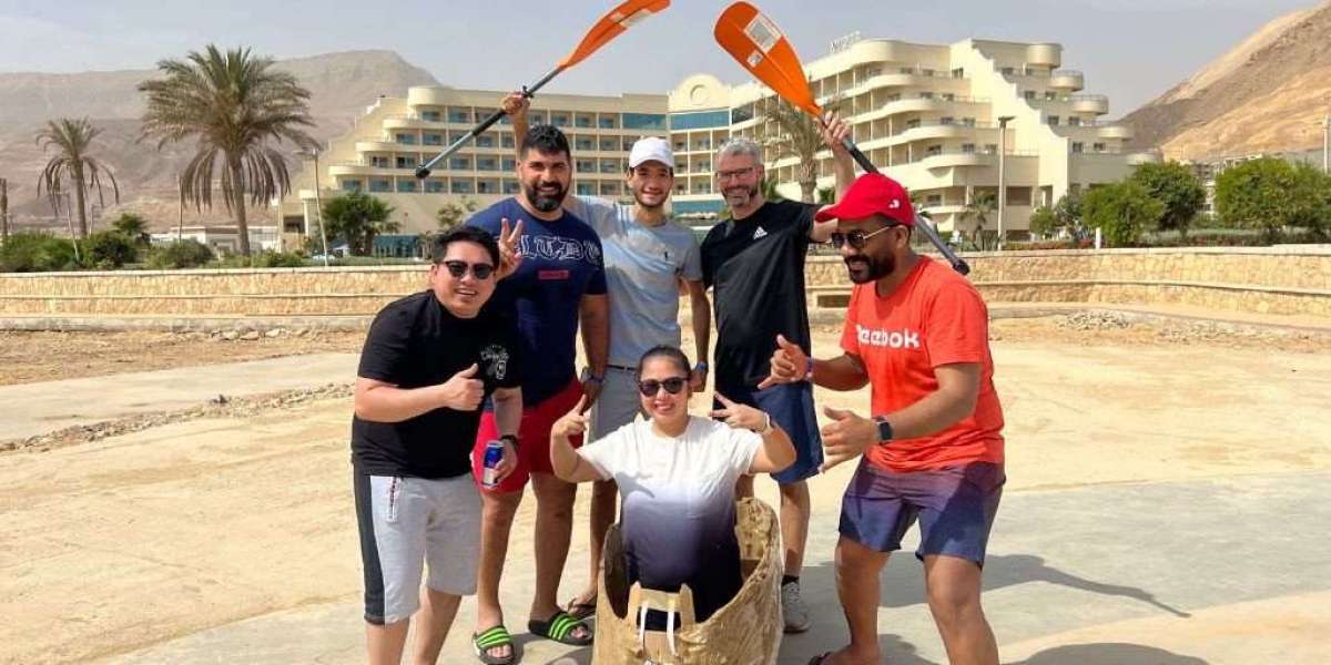 How Outdoor Team Building in Dubai Can Transform Your Team Dynamics