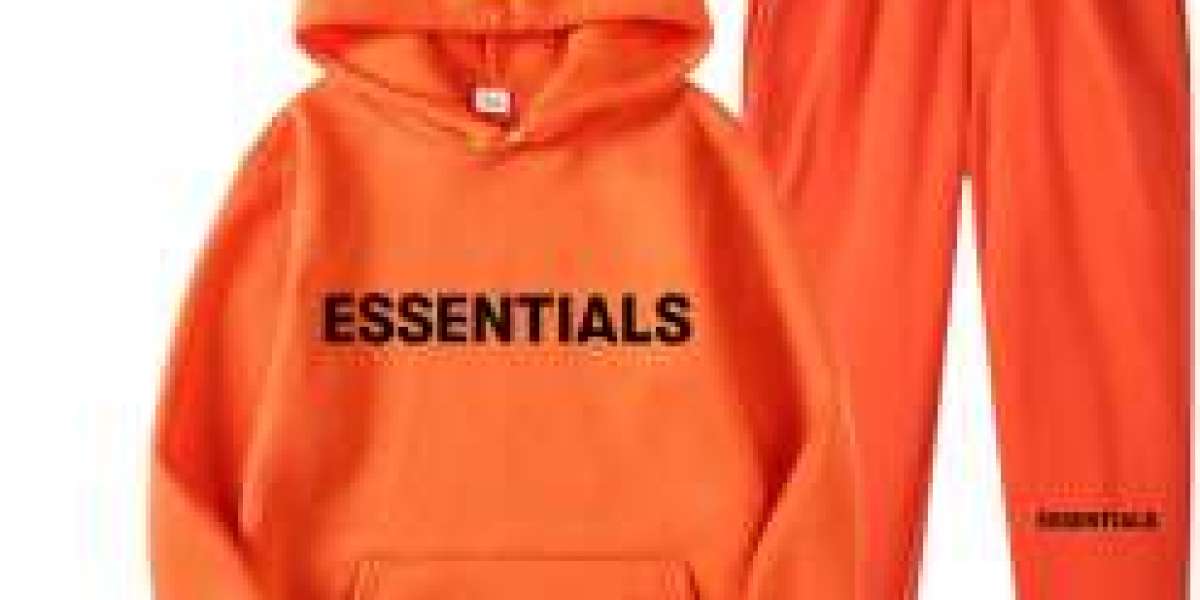 Elevate Your Wardrobe Now with the Trendy Outfit Essentials Tracksuit That combines fashion, Comfort, and Quality—don’t 